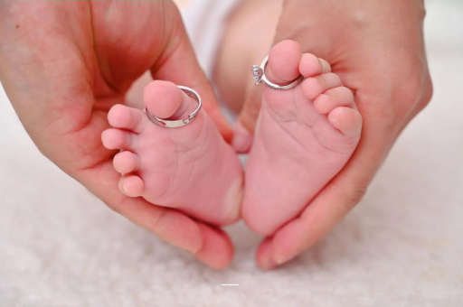 鄂尔多斯孕妇两个月肚子疼